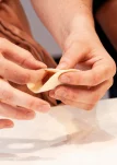 Cuisine asiatique : Gyozas, nouilles udon et bouillon thaï – Image 6