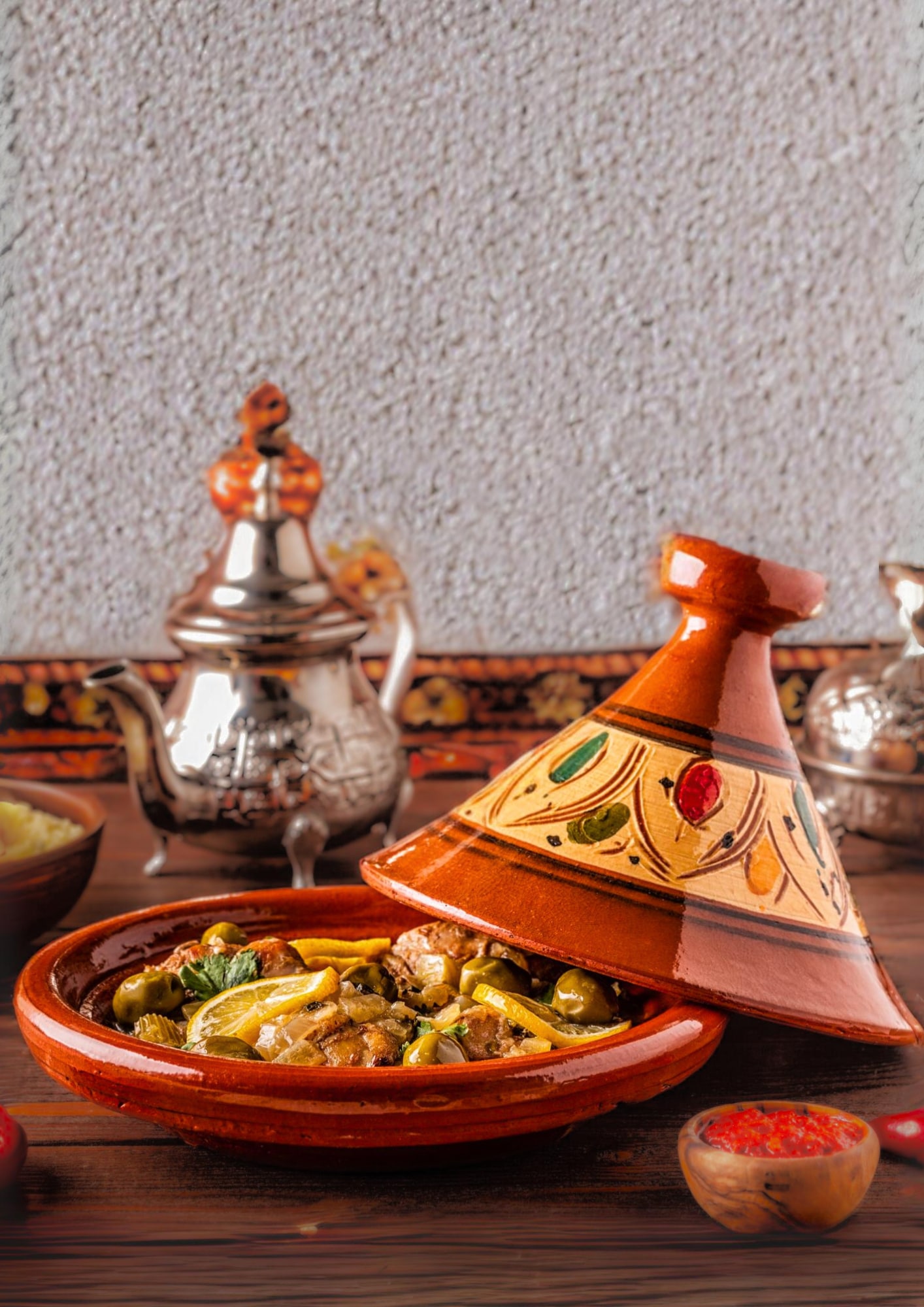 Recette de cuisine marocaine : tajine marocain au poulet, olives et citron confit