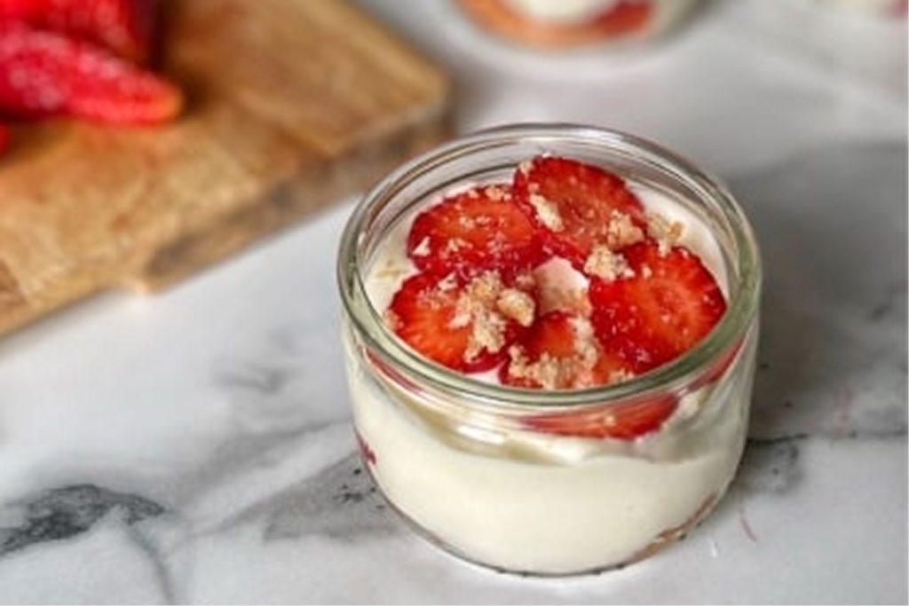 charlotte aux fraises